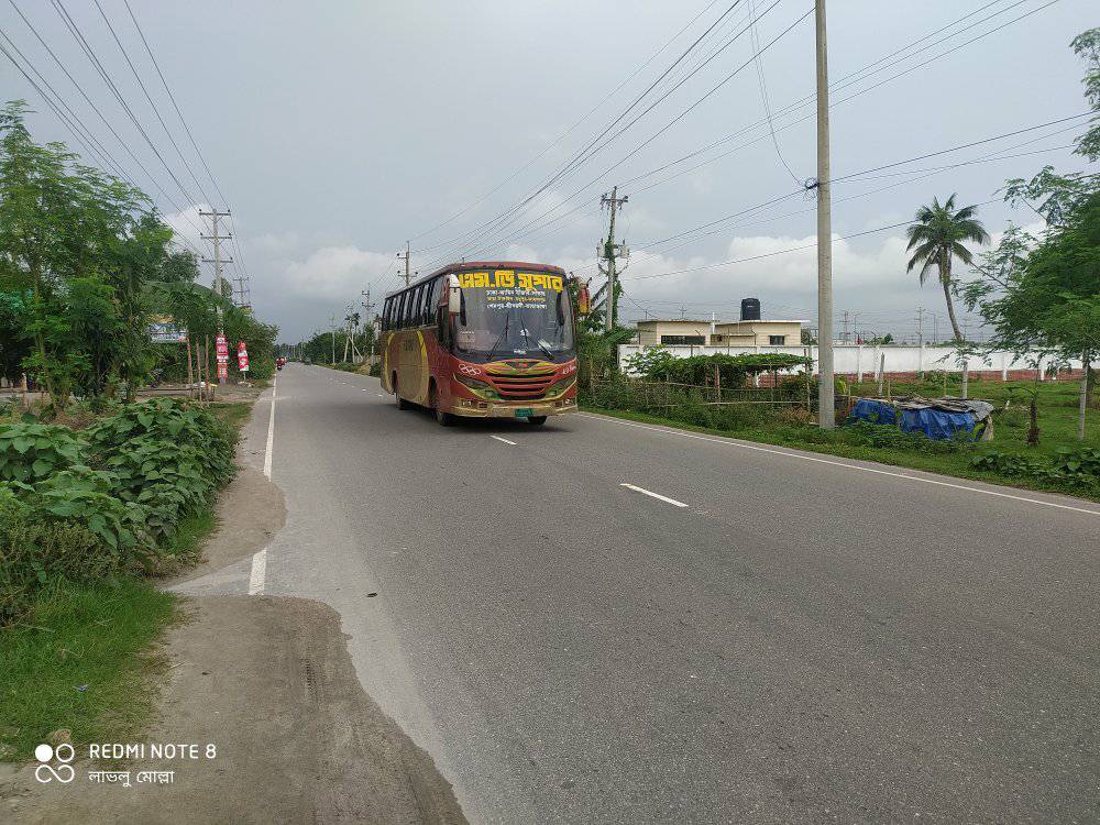 এম ডি সুপার বাস